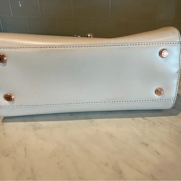 Beautiful like new Ted Baker London light pink purse. - Picture 5 of 10